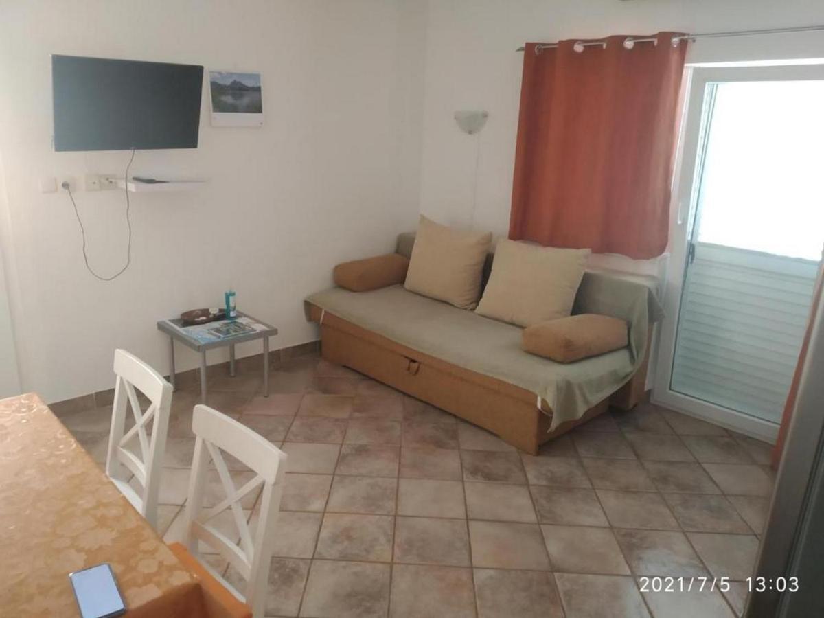 Apartmani Lucia Biograd Biograd Na Moru Buitenkant foto