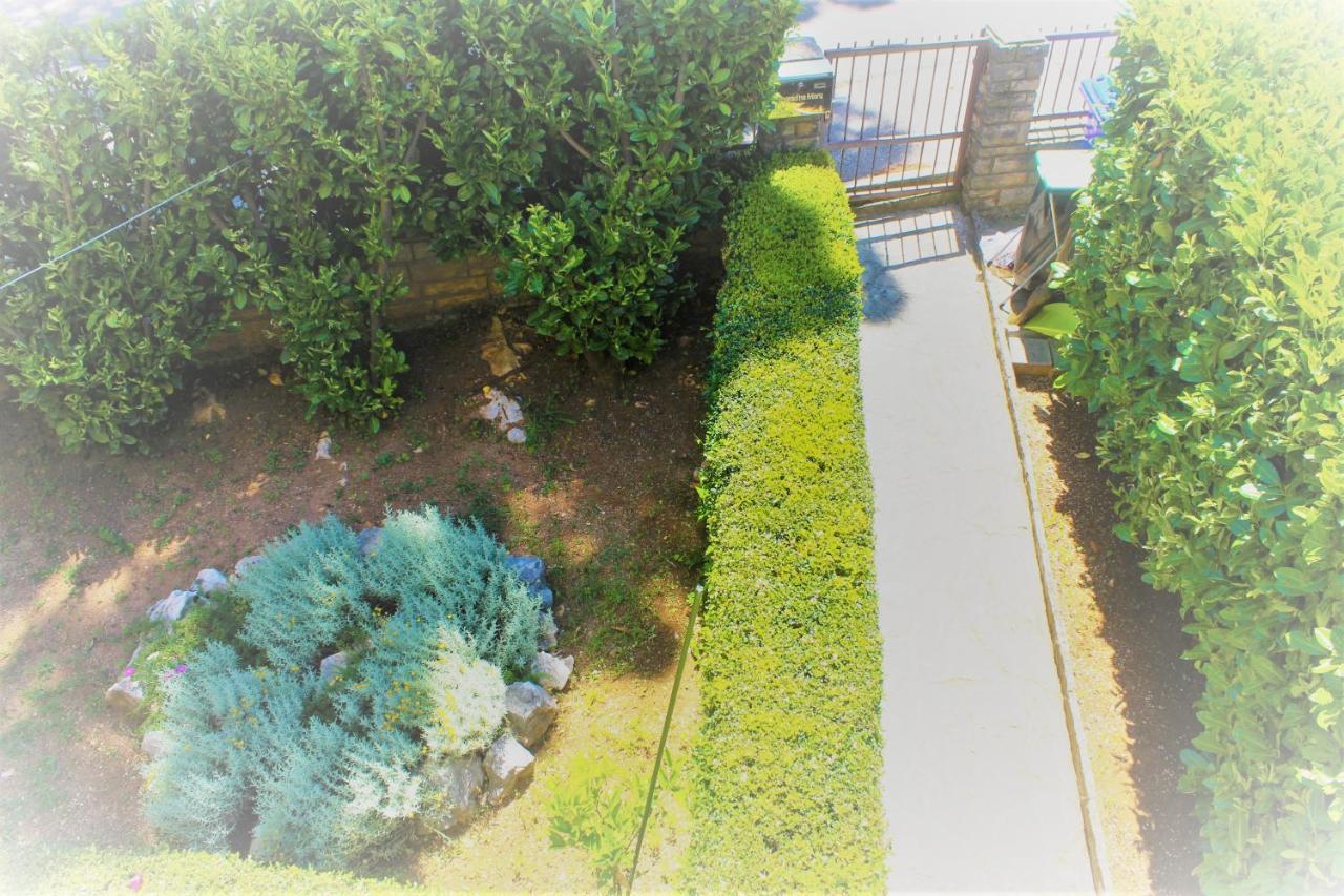 Apartmani Lucia Biograd Biograd Na Moru Buitenkant foto