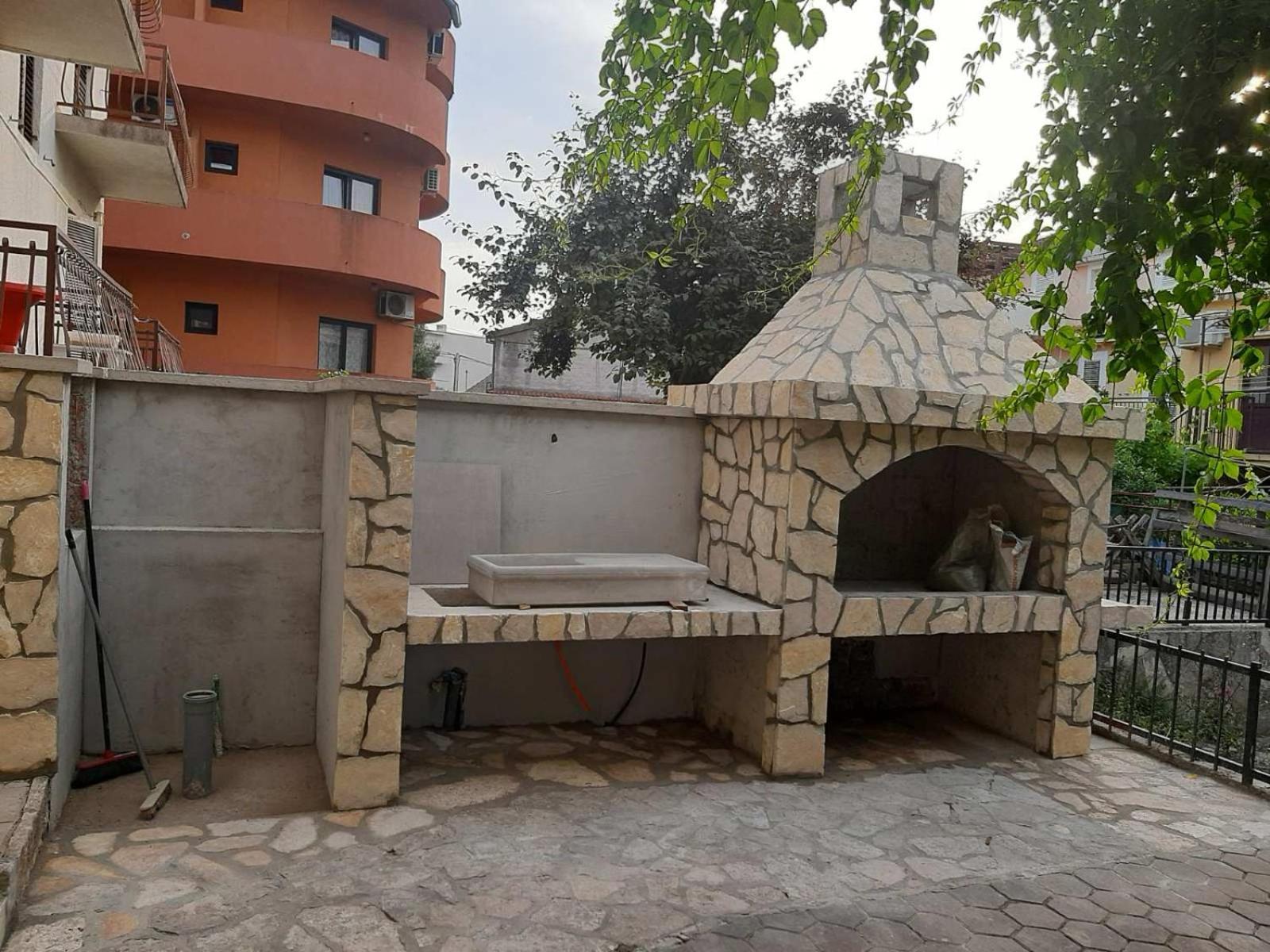 Apartmani Lucia Biograd Biograd Na Moru Buitenkant foto